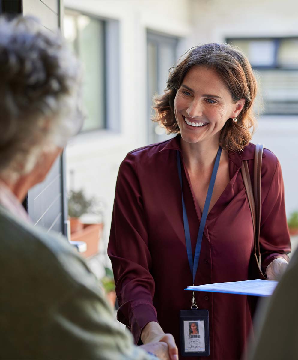 Private duty nurse providing care in NYC - Alliance Homecare